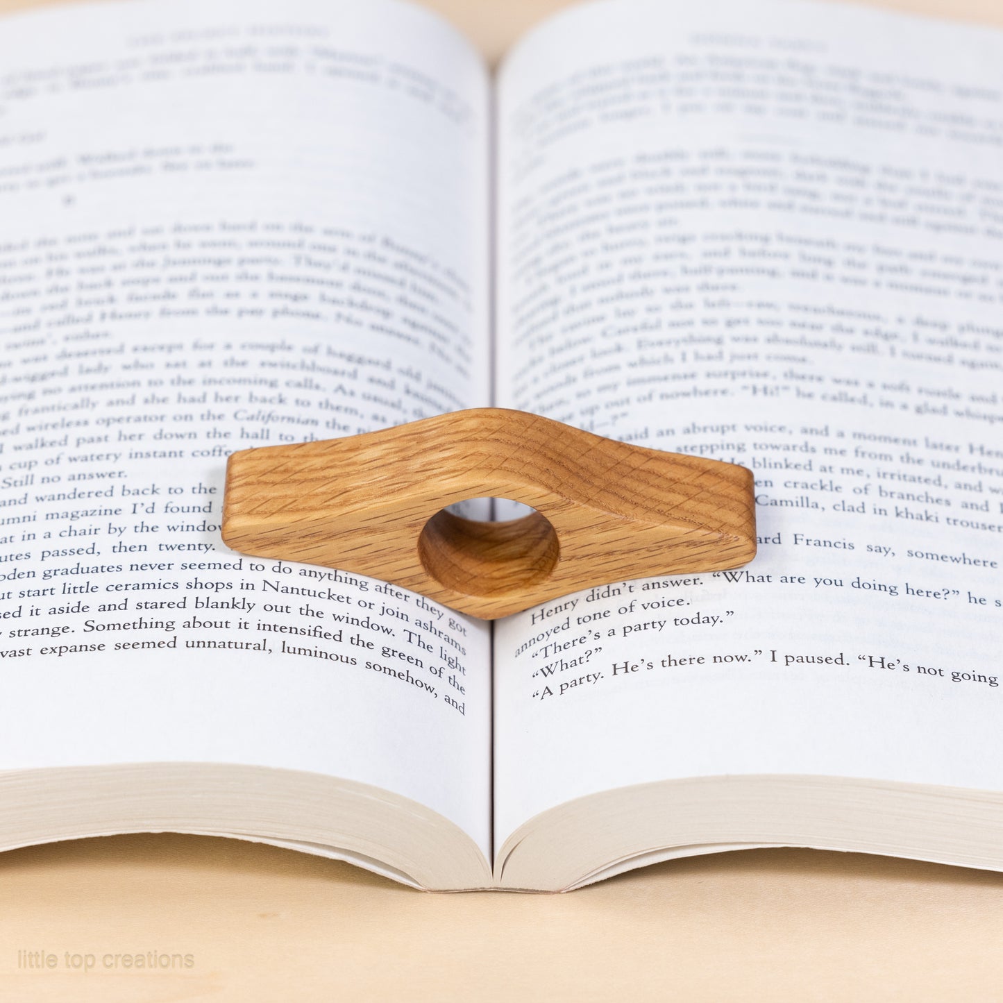 Wooden Thumb Book Page Holders