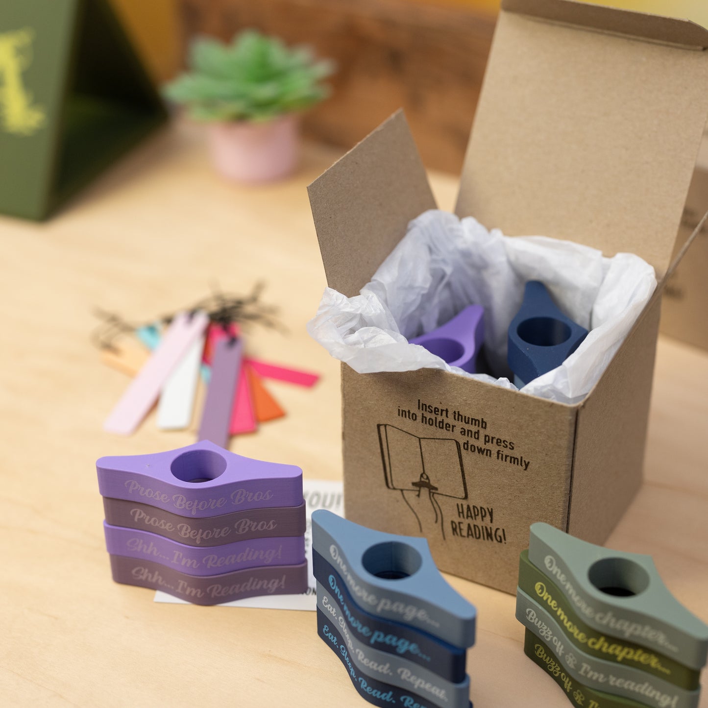 Set of 12 Reading Themed Thumb Book Page Holders