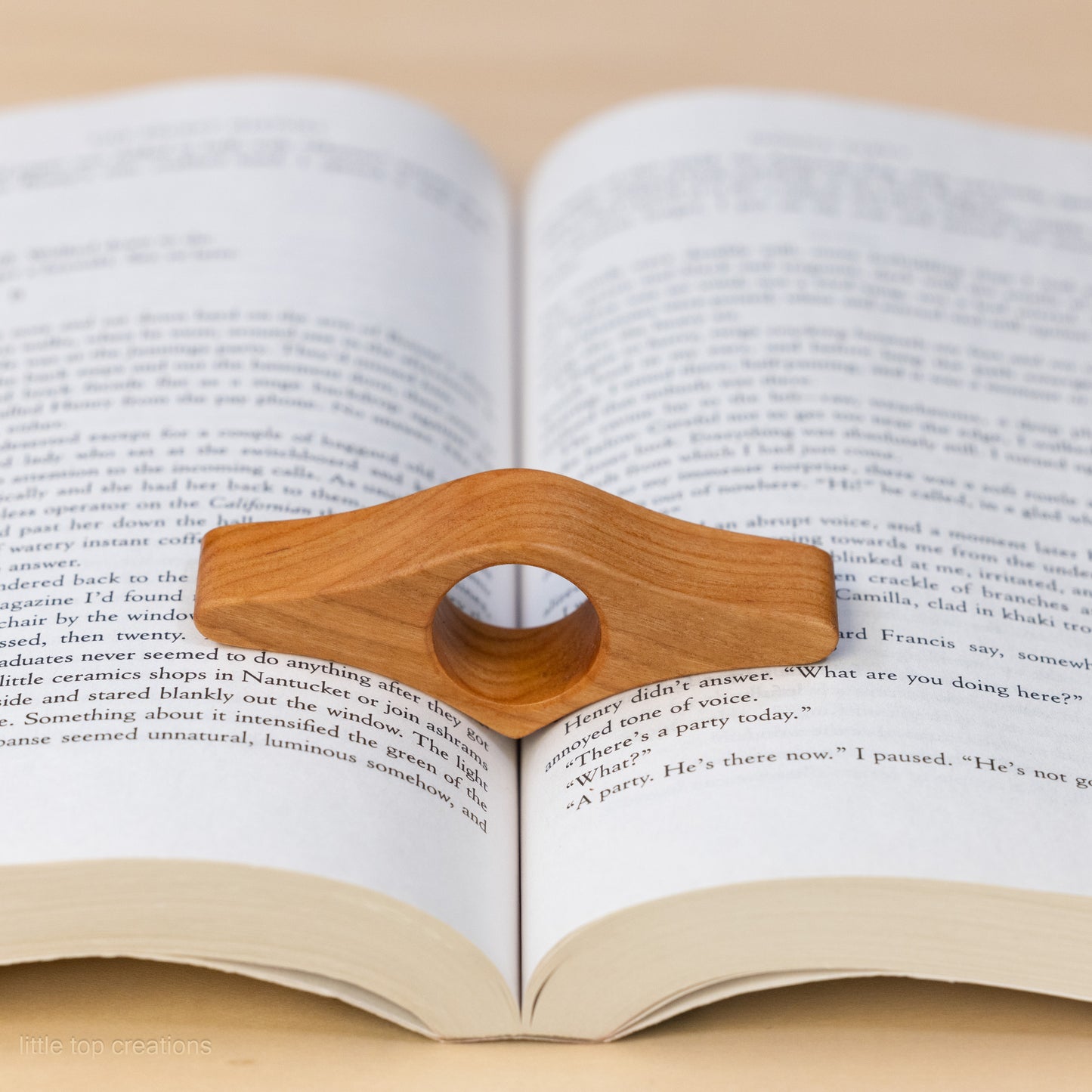 Wooden Thumb Book Page Holders
