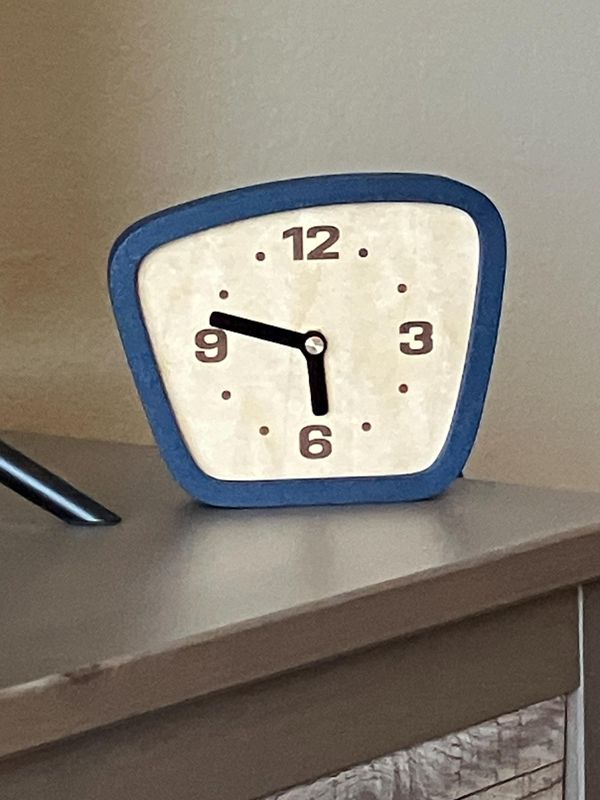 Customer photo: Vintage-Style Mid-Century Modern Desk Silent Clock